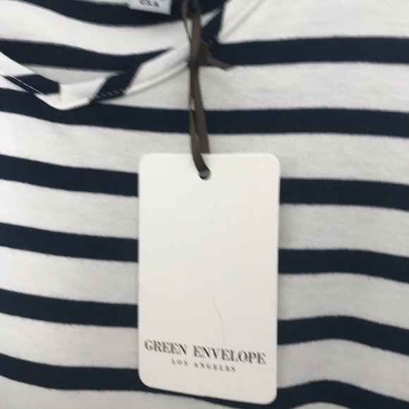 Sleeveless Striped Shirt w/Tie Front NWT, size L - Picture 5 of 6